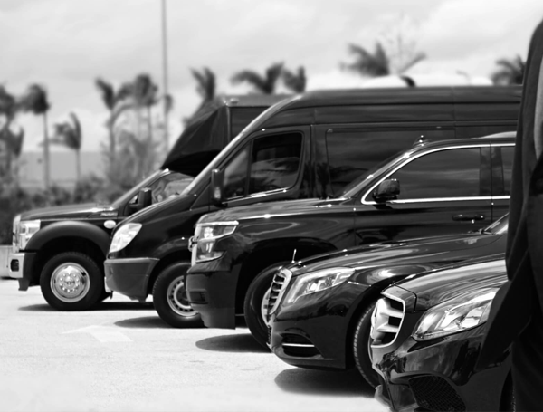 best luxury car transport in riyadh