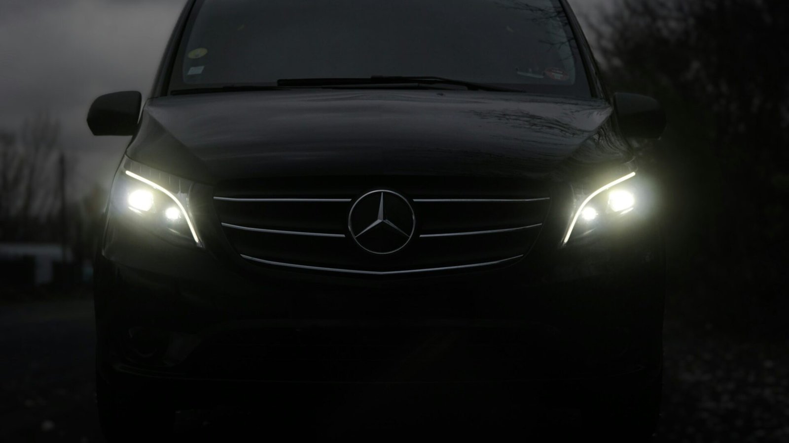 Premium passenger van transportation in Saudi Arabia
